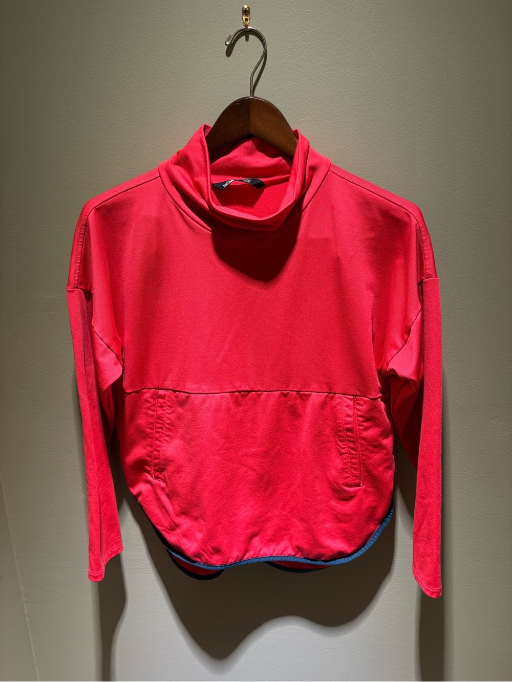 The North Face FlashDry Coral Pullover — Girl’s L/G (14/16)